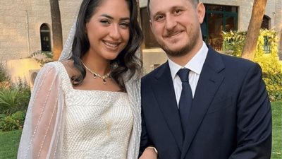 زفاف ابن عمة الأمير الحسين عون جمعة.. وهذه إطلالة العروس الراقية 