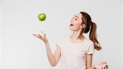 تفسير رؤية التفاح الأخضر في المنام  للعزباء والمتزوجة