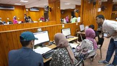 تنسيق المرحلة الثالثة.. أماكن شاغرة بالكليات والمعاهد للشعبة العلمية