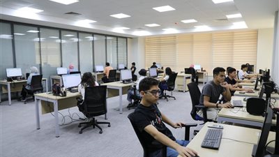 ننشر الأماكن الشاغرة لطلاب المرحلة الثالثة الشعبة الأدبية 