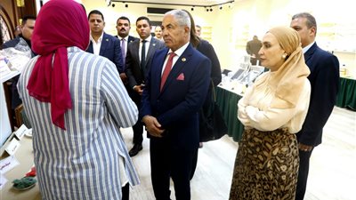 اللواء أحمد العوضي رئيس دفاع النواب في زيارة للمركز القومي للبحوث