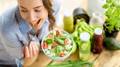 مع إقتراب فصل الخريف.. 6 أطعمة يجب تناولها لتقوية مناعتك 