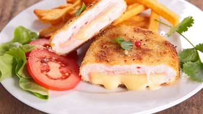 طريقة عمل دجاج كوردن بلو مثل المطاعم