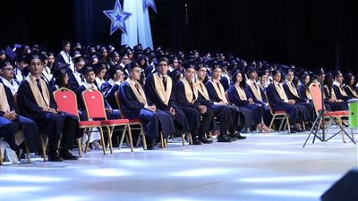 حفل تخرج طلاب الثانوية العامة وتكريم المتفوقين في كلية رمسيس الجديدة