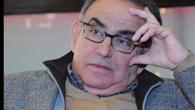 غدًا جنازة السيناريست عاطف بشاي والعزاء .. ونجوم الفن ينعون وفاته