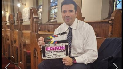 رامي وحيد يقتحم السينما العالمية بفيلم living with grandma  