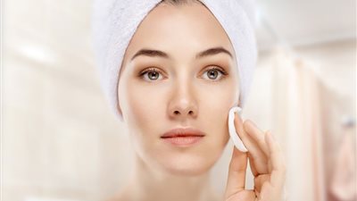 لتفتيح بشرتك.. أفضل 6 علاجات للبقع الداكنة على الجلد