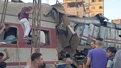 الصحة: ارتفاع أعداد مصابي حادث تصادم قطاري الزقازيق إلى 49 مصابا