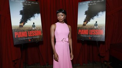 إطلالات إيلي صعب خريف 2025 حاضرة في أحداث هوليوود والعالم (صور)  