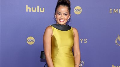 مشاهير العالم يتألقن بلمسات سعودية في حفل جوائز الإيمي 2024 (صور) 