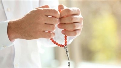 تفسير حلم السبحة في المنام وإرتباطه بالرزق والذرية الصالحة