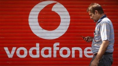 منصات التواصل تتحول إلى ساحة شكاوى بعد عطل فودافون.. والشركة ترد 