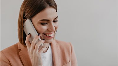 تفسير حلم التحدث في الموبايل وعلاقته بسماع أخبار سيئة