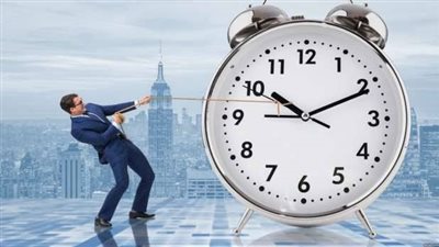 «الساعة هتتغير امتي».. موعد عودة التوقيت الشتوي 2024 
