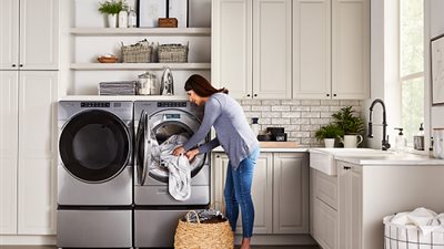 قبل دخول الشتاء.. حيل سهلة لتنظيف البطاطين في المنزل