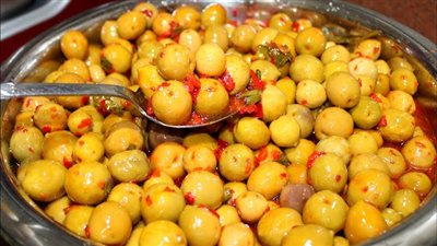 طريقة عمل مخلل الزيتون بخطوات سهلة في المنزل