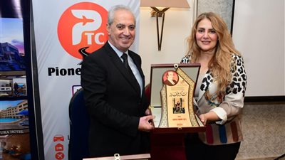 رانيا محمود ياسين تنتهي من عملها في مهرجان الإسكندرية وتحتفل بطريقة مميزة (صور)