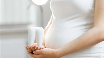 الصحة تبرز مشاكل الأسنان التي تواجه السيدات خلال الحمل