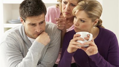 أمينة الفتوى: تدخلات الأهل تدمر حياة الزوجين (فيديو)