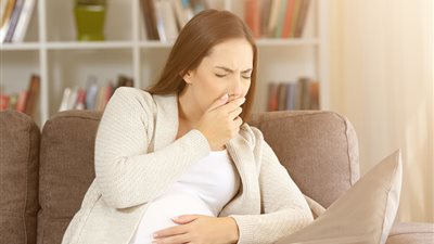للأم الحامل.. 5 نصائح تساعد في التغلب على الغثيان 