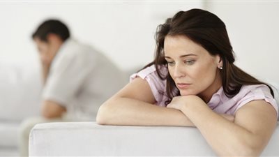 سيدة تسأل و«هير نيوز» تجيب.. كيف تتعاملين مع زوجك العاجز جنسيا؟