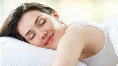 6 فيتامينات تساعدك على تحسين جودة نومك