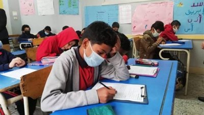 هل ألغيت التقييمات الأسبوعية داخل المدارس؟.. مصدر بالتعليم يجيب 