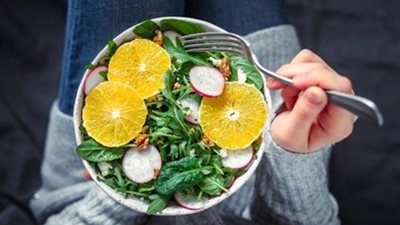 للشعور بالدفء.. إليك 5 أطعمة تعزز مناعتك في فصل الشتاء 