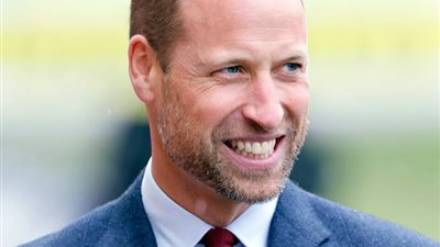 الأمير ويليام يثير الجدل بحفل شواء مع عارضات أزياء (صور)