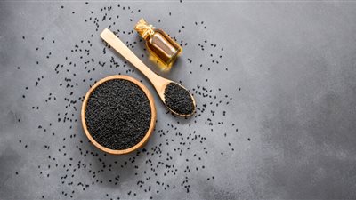 فوائد تناول حبة البركة لصحة الجسم 