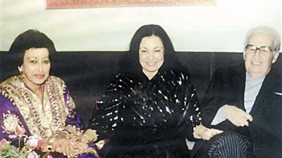 لولا المهيلمي | رفيقة إحسان عبد القدوس وملهتمه الأولى