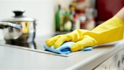 وصفة تنظيف البوتاجاز من البقع السوداء وآثار الحروق