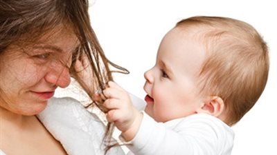 للأمهات.. كيفية التعامل مع مشكلة شد الشعر عند الأطفال