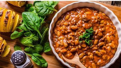 تناول الفول يوميًا يهدد الكبد والكلى 