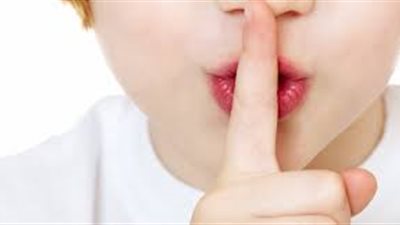 ابني يمارس العادة السرية.. ماذا أفعل؟