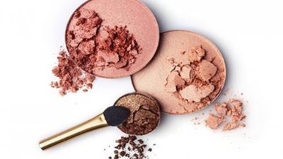 «بلاش تشترى».. 4 خطوات سهلة لإصلاح مكياجك المكسور