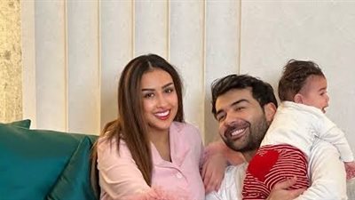 بإطلالات مثيرة للجدل وجلسات تصوير باهظة.. 7 فنانات يصبحن مامي 2025