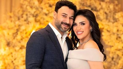 بدأت بالمروحة وانتهت عند المأذون.. قصة حب مي فاروق ومحمد العمروسي  