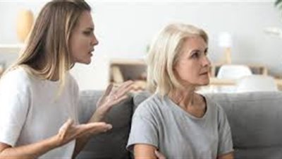 تفسير حلم المشاجرة مع حماتي في المنام