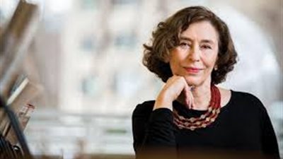 آذار نفيسي | كاتبة إيرانية تكتب مقالات في الصحف الأمريكية