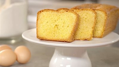 بمكونات موجودة في المنزل.. طريقة تحضير الكيكة العادية بخطوات بسيطة 