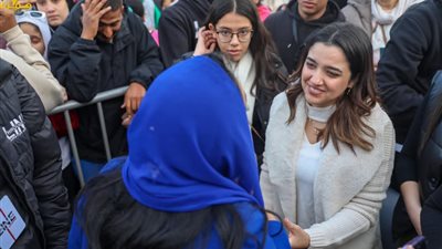 كلاكيت ثاني مرة.. كنزي مدبولي تثير الجدل برواية «الضحية الثامنة» في معرض القاهرة للكتاب 