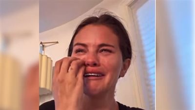 سيلينا جوميز تحذف فيديو انهيارها بالبكاء بعد تهديد مجلس الشيوخ لها.. هل يتم ترحليها؟