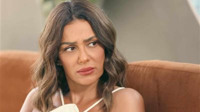 سر اعتذار إنجي المقدم إلى الجمهور.. وأسرار خضوعها لعمليات تجميل 