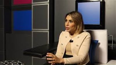 منيرة الفاضل | كاتبة بحرينية تخصصت في النقد والتحليل الأدبي