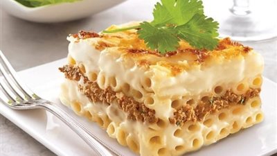 طريقة تحضير المكرونة البشاميل باللحمة المفرومة 