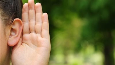 كيف تحافظي على صحة أذنيك؟.. الصحة توضح 