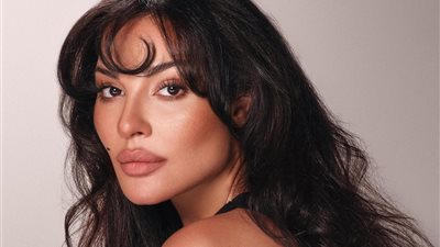 نادين نسيب نجيم تنشر صور أولى لأطفالها تحصد إعجاب الجمهور.. وتلمح إلى اعتزال الفن