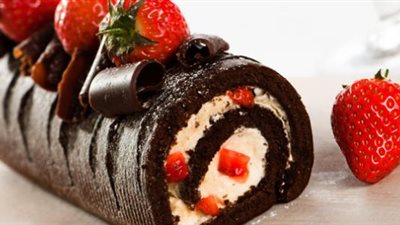 طريقة عمل حلوى السويسرول بدون فرن