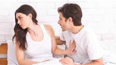 أشعر بالاشمئزاز كلما اقتربت من زوجي.. ما السبب؟